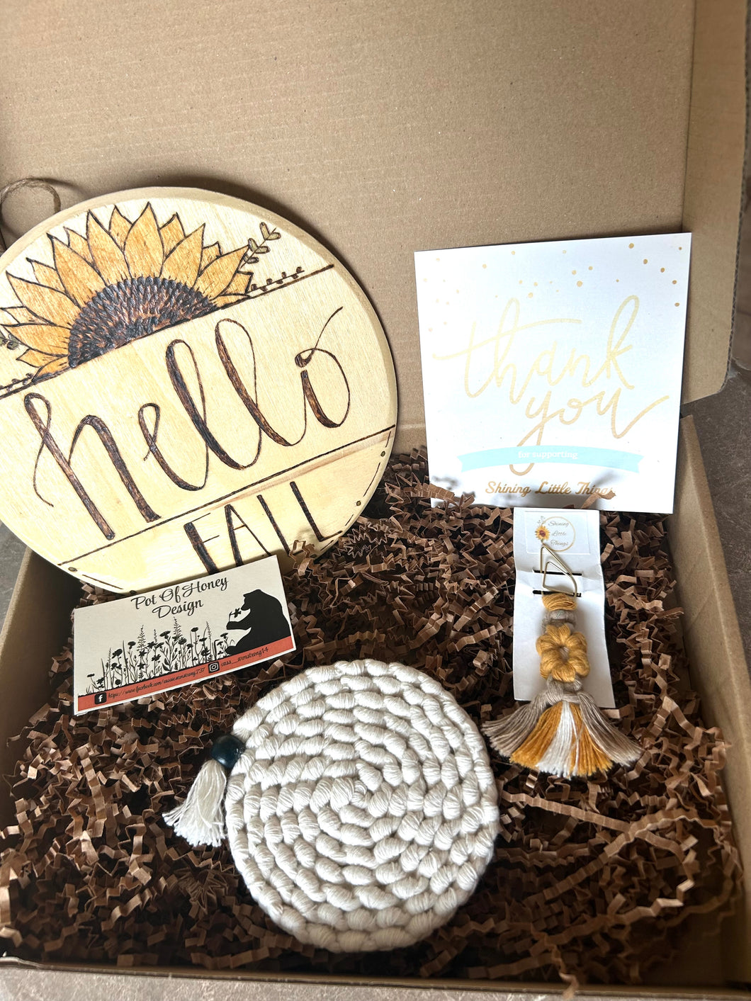 Cozy Autumn Box: Sunflower