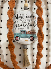 Load image into Gallery viewer, Grateful Pumpkin '26
