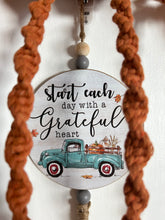Load image into Gallery viewer, Grateful Pumpkin '26
