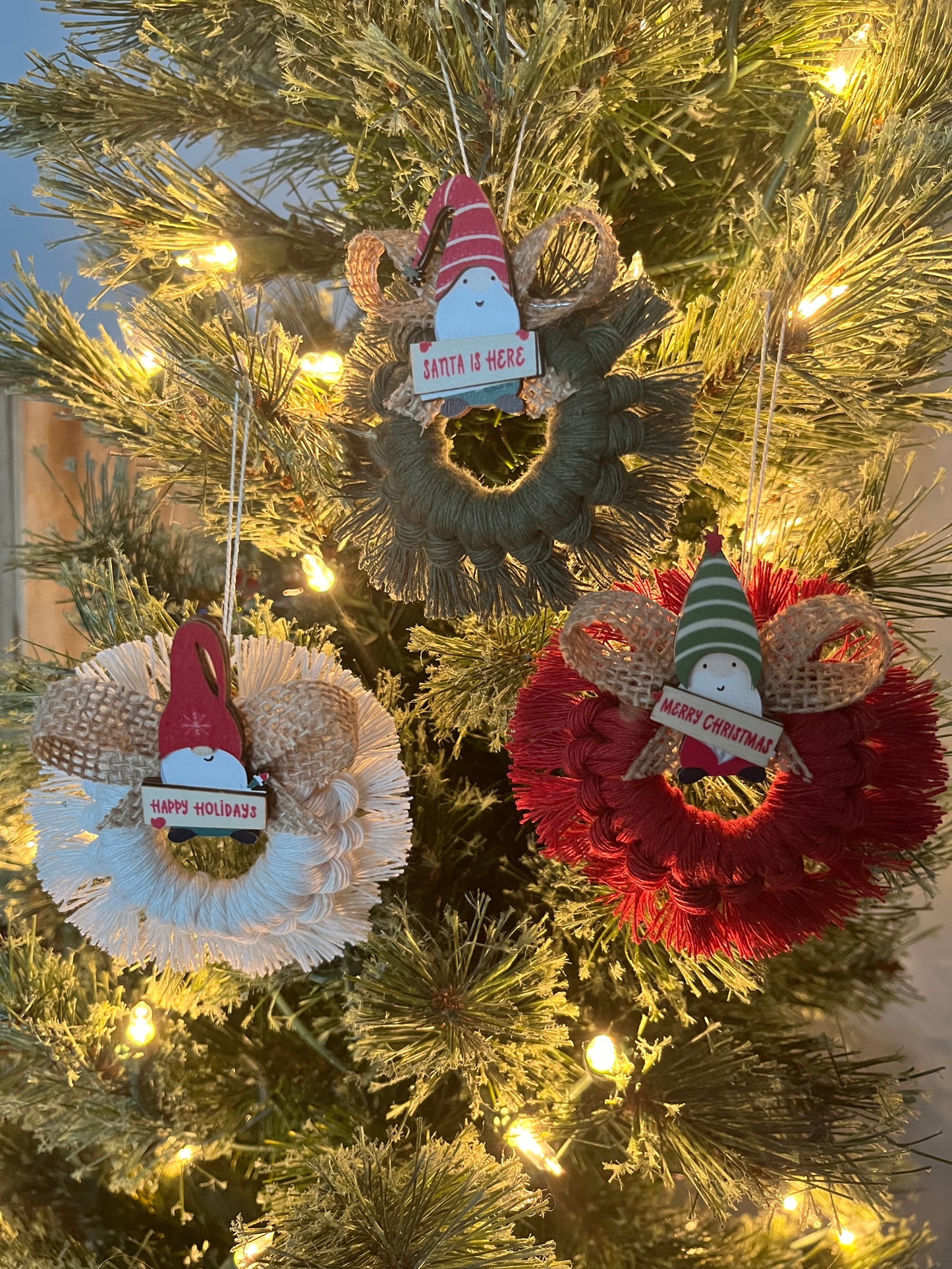 Mini Gnome "Happy Holidays"