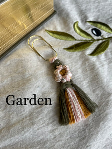 Flower Bookmark