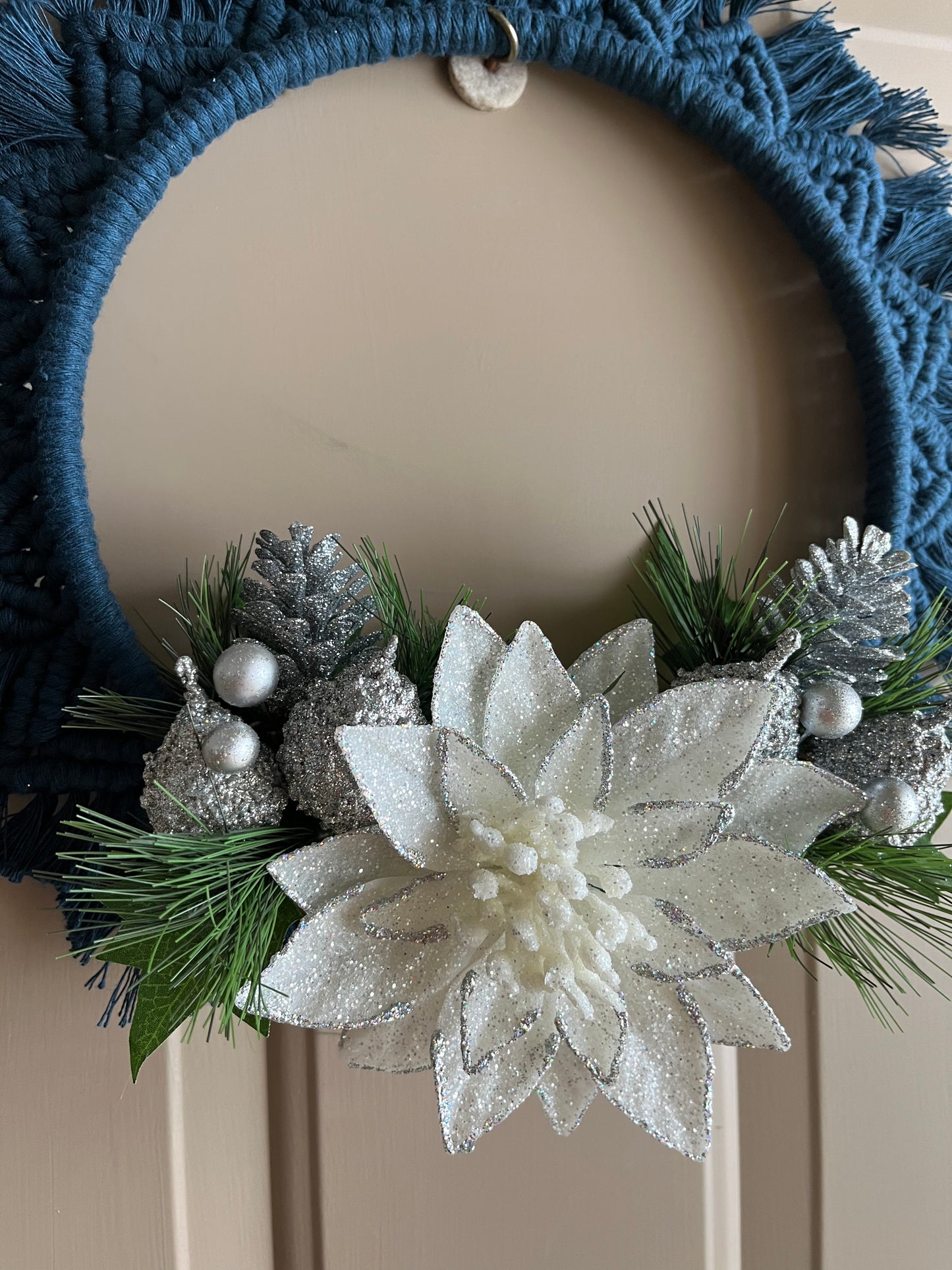 Poinsettia Winter Wreath